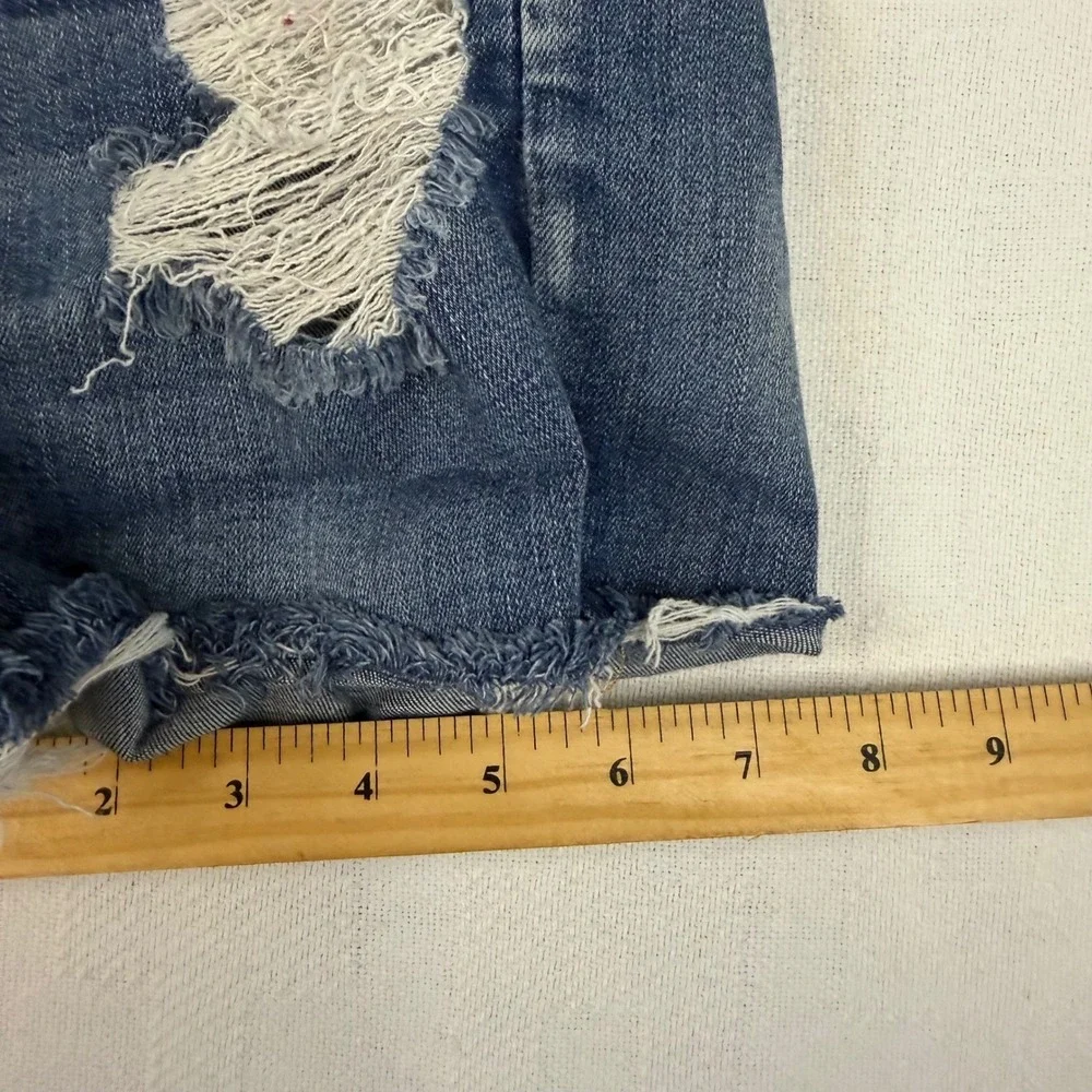 American Eagle Ne(x)t Level Stretch Distressed Denim Shorts Medium Wash Size 6